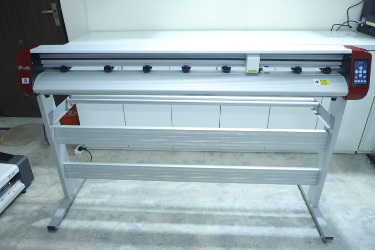 Bravo Vinyl Cutting Plotter
