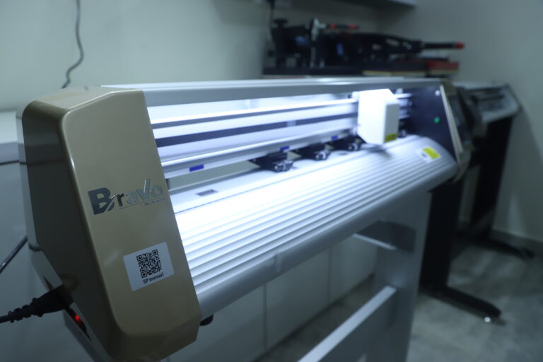 Sticker Sheet Cutting Plotters